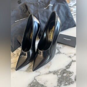 NIB SAINT LAURENT Teddy 105 vamp heels